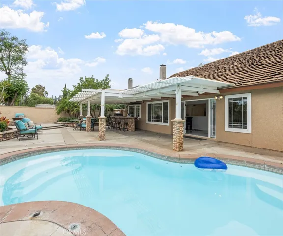 20720 Cottonwood Road, Yorba Linda, California 92887