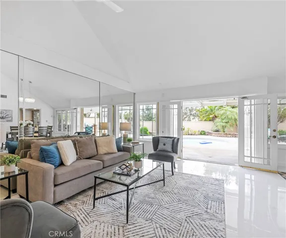20720 Cottonwood Road, Yorba Linda, California 92887