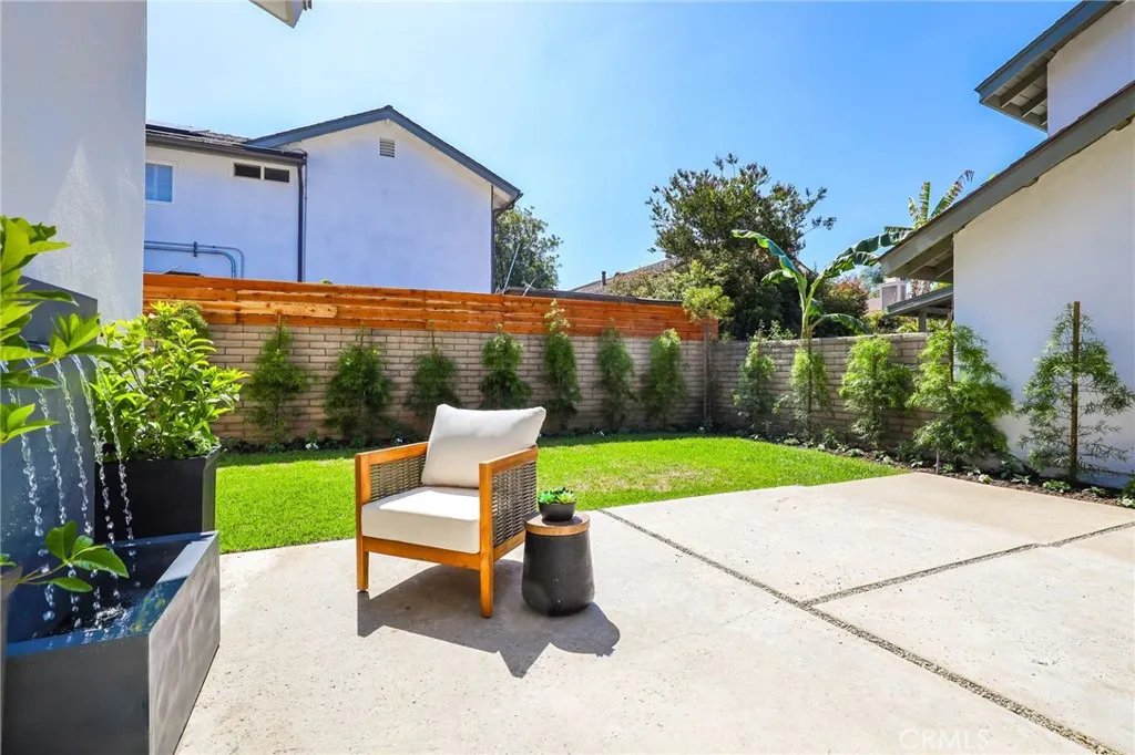 25 Almond Tree Lane, Irvine, California 92612 home-pic-23