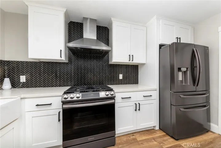 Cooking area and refrigerator