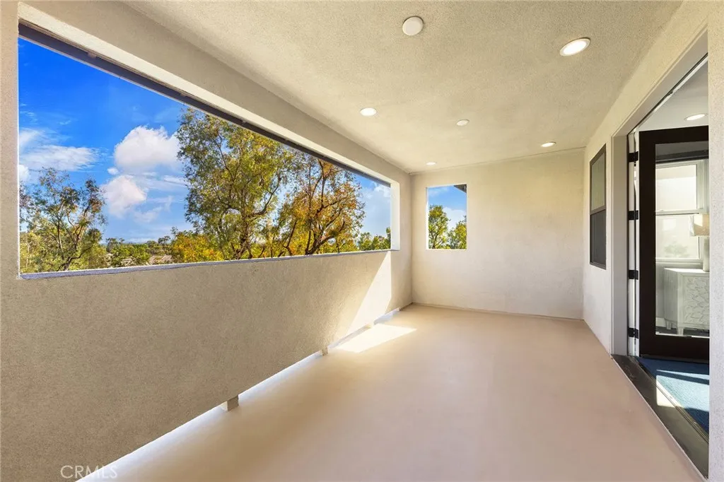 27 Alessio, Lake Forest, California 92630 home-pic-40