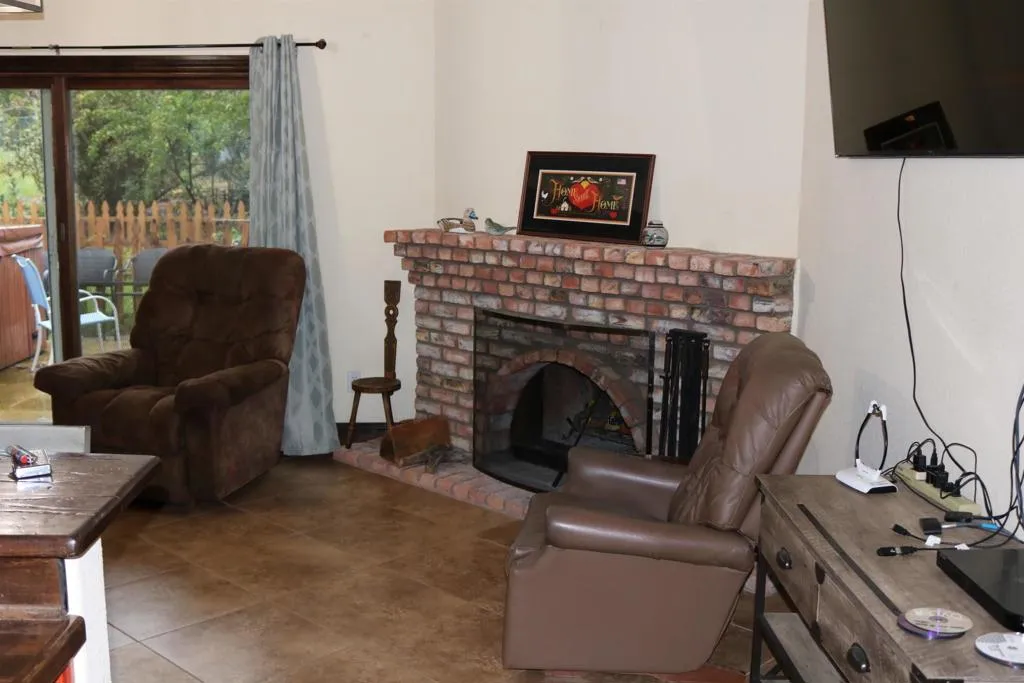 38083 De Luz Rd, Fallbrook, California 92028 home-pic-7