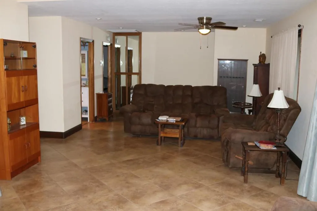 38083 De Luz Rd, Fallbrook, California 92028 home-pic-5