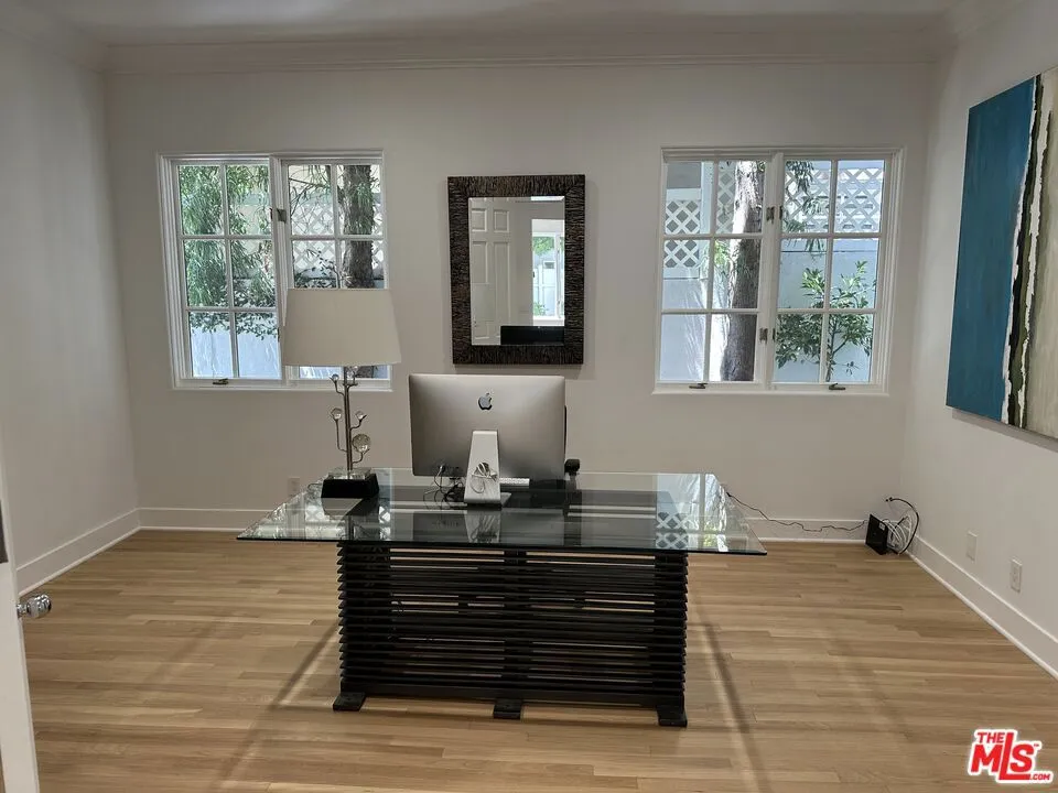 723 10th Street, Santa Monica, California 90402 home-pic-9