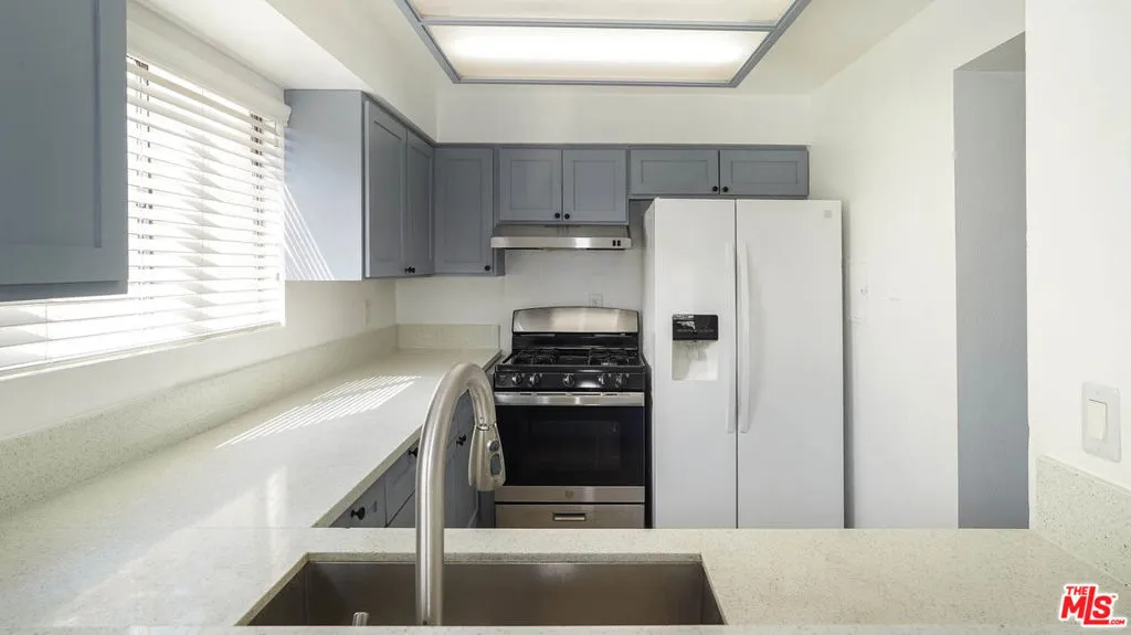 1444 W 227th Street 24, Torrance, California 90501 home-pic-9