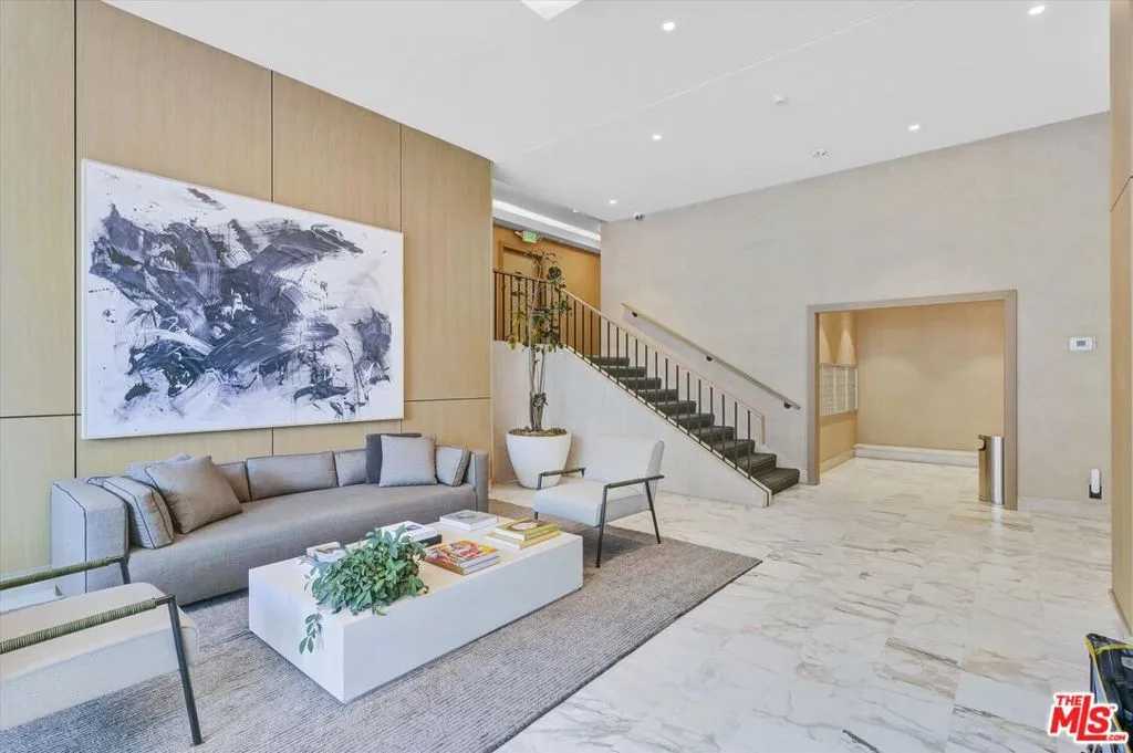 999 N Doheny Drive 106, West Hollywood, California 90069 home-pic-18