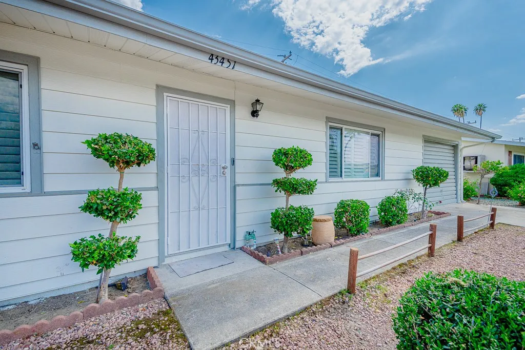 43451 Briercliff Drive, Hemet, California 92544 home-pic-7