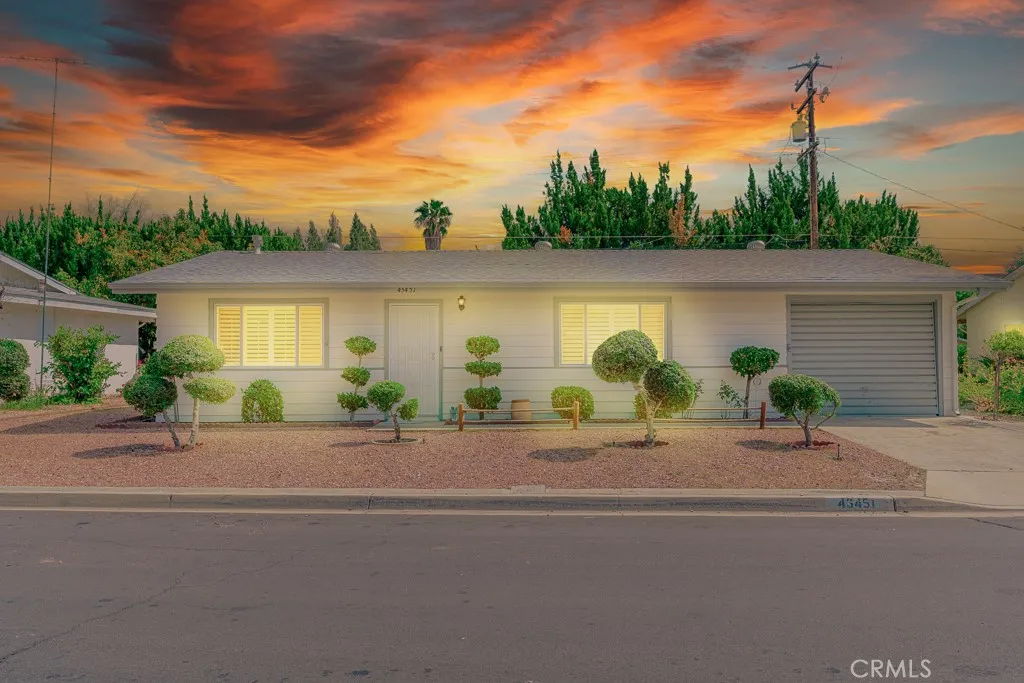 43451 Briercliff Drive, Hemet, California 92544 home-pic-0