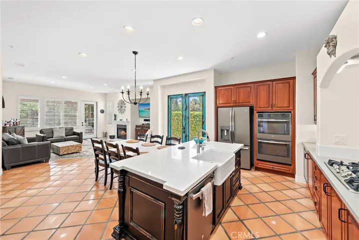 kitchen/living room