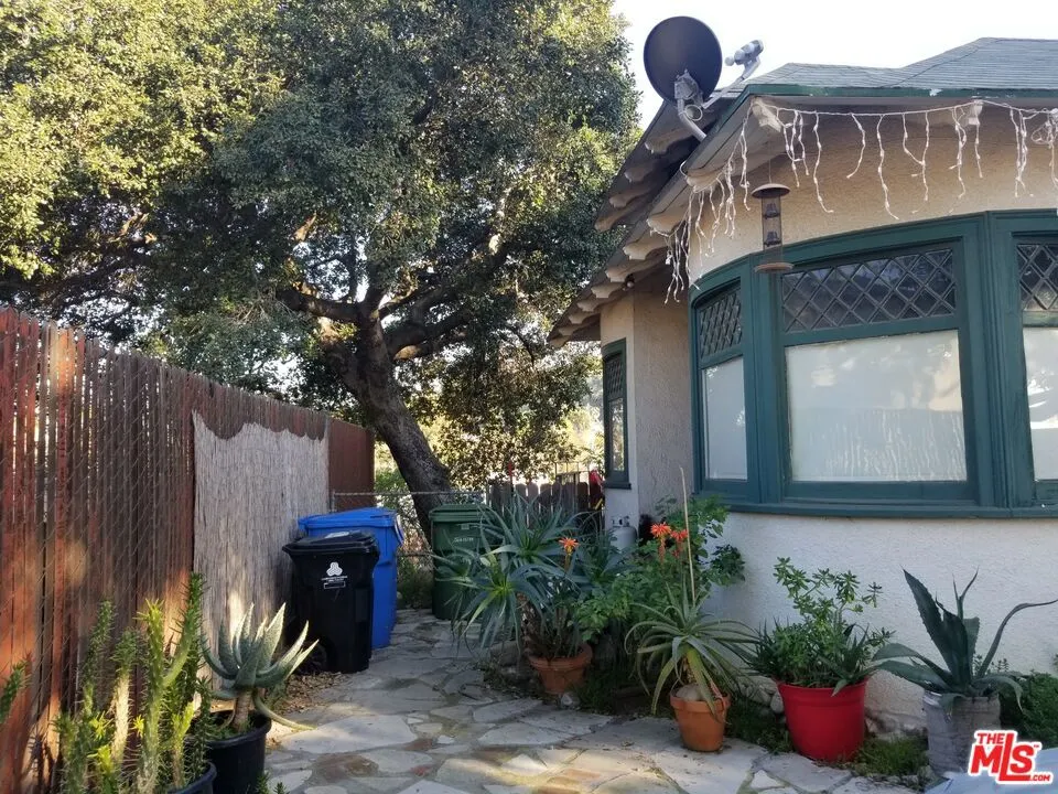 202 Thorne Street, Los Angeles, California 90042 home-pic-0