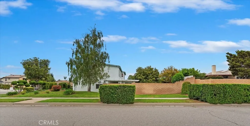 1144 W Citron Street, Corona, California 92882 home-pic-26