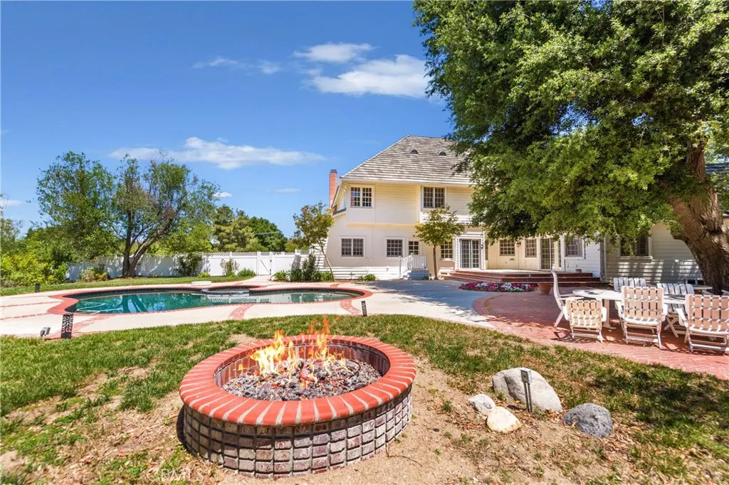 15548 Iron Canyon Road, Canyon Country, California 91387 home-pic-43