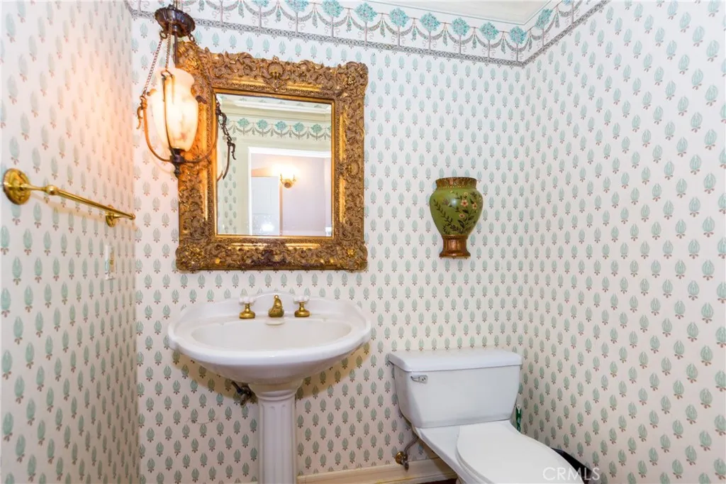 15548 Iron Canyon Road, Canyon Country, California 91387 home-pic-23