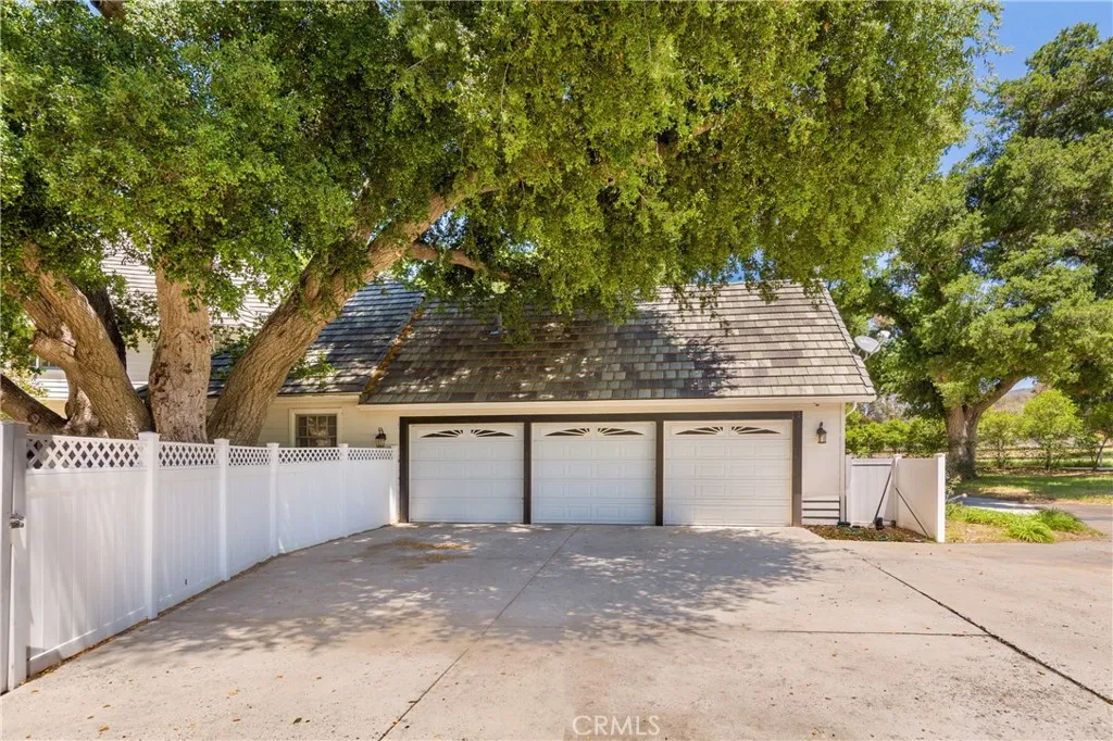 15548 Iron Canyon Road, Canyon Country, California 91387 home-pic-34
