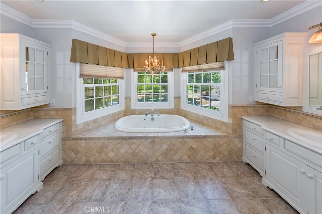 15548 Iron Canyon Road, Canyon Country, California 91387 home-pic-28