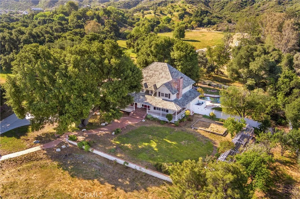15548 Iron Canyon Road, Canyon Country, California 91387 home-pic-46