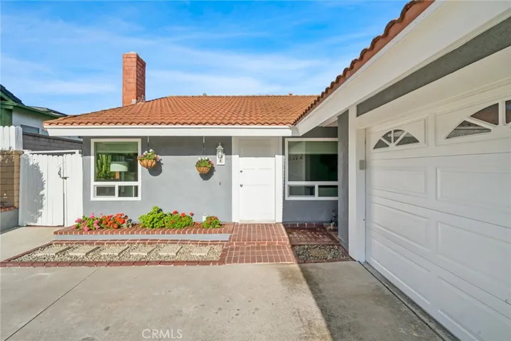 With easy access to major freeways, your dream home is the prime location for a peaceful lifestyle in the heart of Laguna Hills