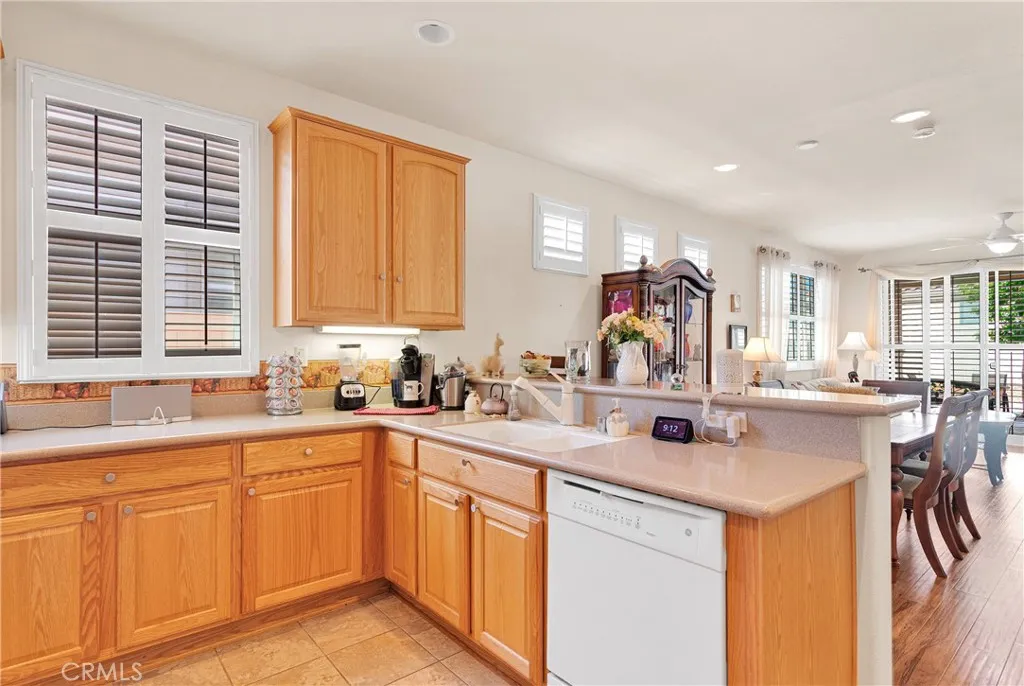 11170 Avonlea Road, Apple Valley, California 92308 home-pic-9