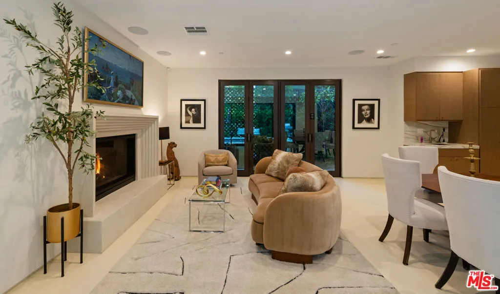 1884 Laurel Canyon Road, Los Angeles, California 90046 home-pic-23