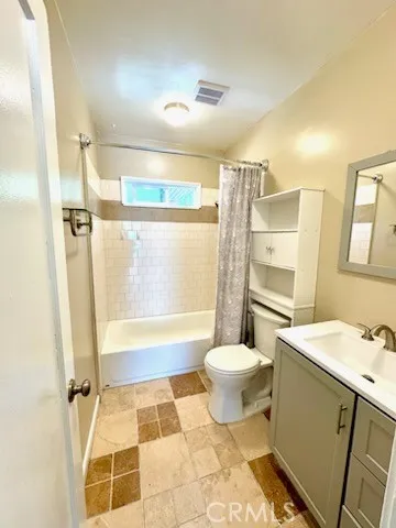 Bathroom Unit B