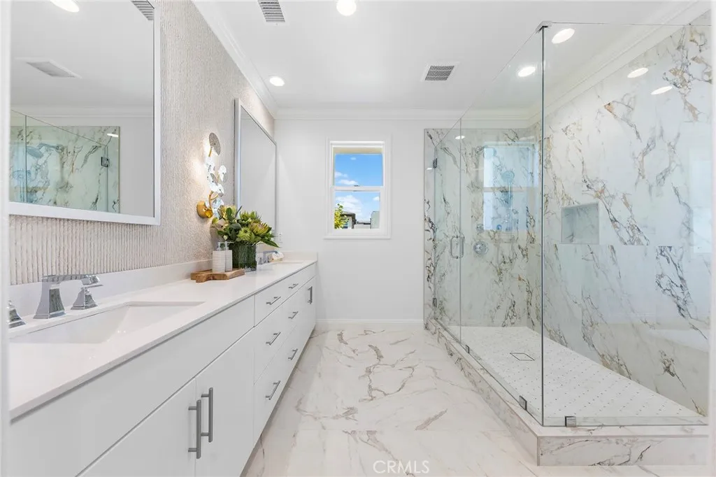 241 Abacus, Irvine, California 92618 home-pic-26