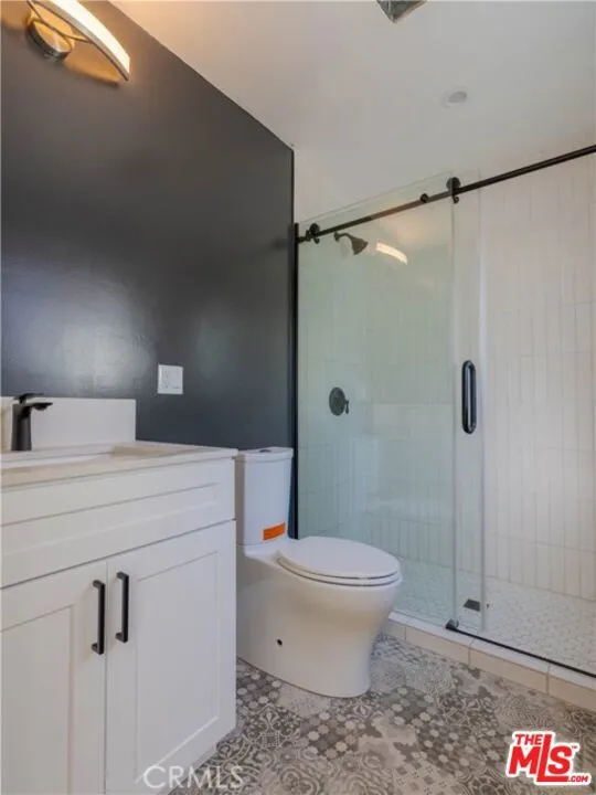 1812 W 51st Street, Los Angeles, California 90062 home-pic-38