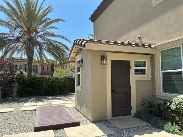 A permitted pool bath in the side yard.