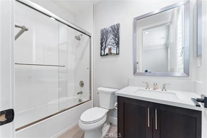 Wavy tiles in the shower.