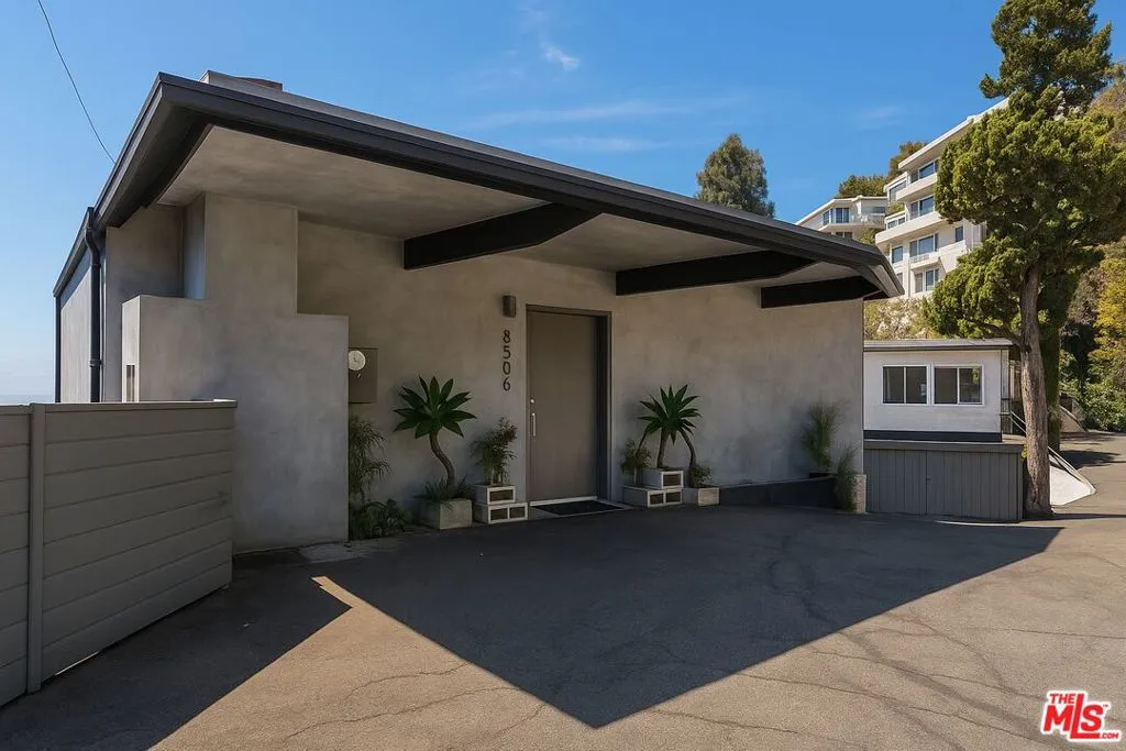 8506 Magnolia Drive, Los Angeles, California 90046 home-pic-6