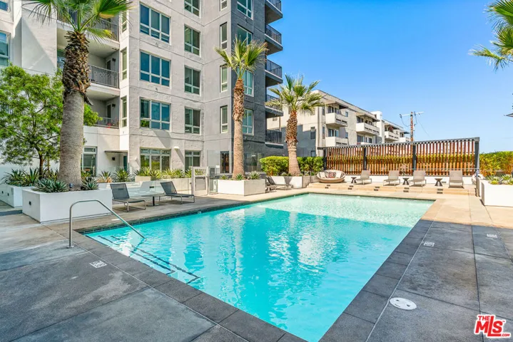 10601 Washington Boulevard 409, Culver City, California 90232