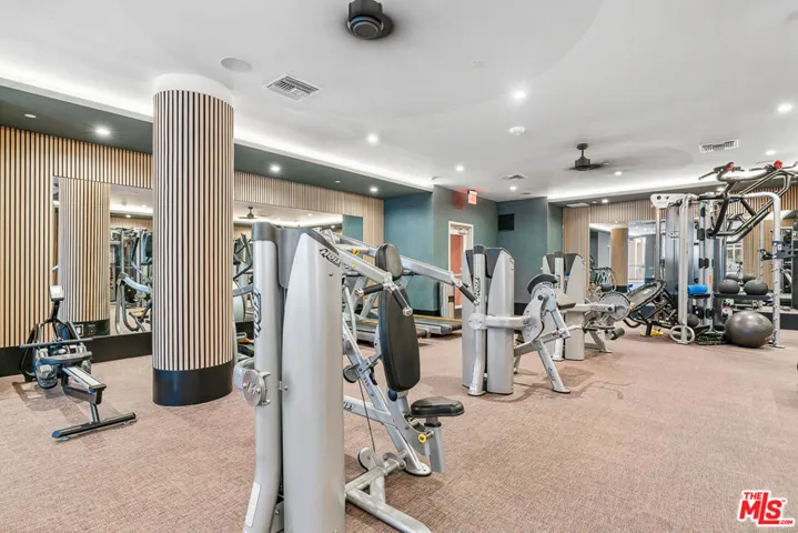 10601 Washington Boulevard 409, Culver City, California 90232