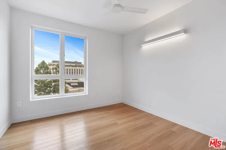 10601 Washington Boulevard 409, Culver City, California 90232