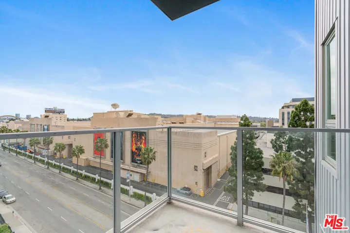 10601 Washington Boulevard 409, Culver City, California 90232