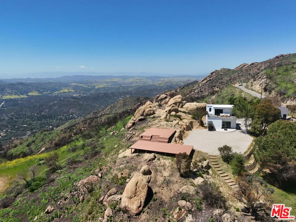 24641 Piuma Road, Malibu, California 90265, 1 Bedroom Bedrooms, ,2 BathroomsBathrooms,Residential Lease,For Rent,Piuma,25536527