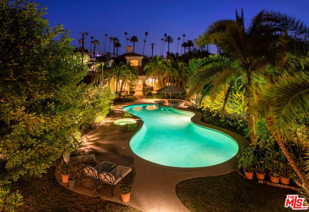 610 N Beverly Drive, Beverly Hills, California 90210 home-pic-33