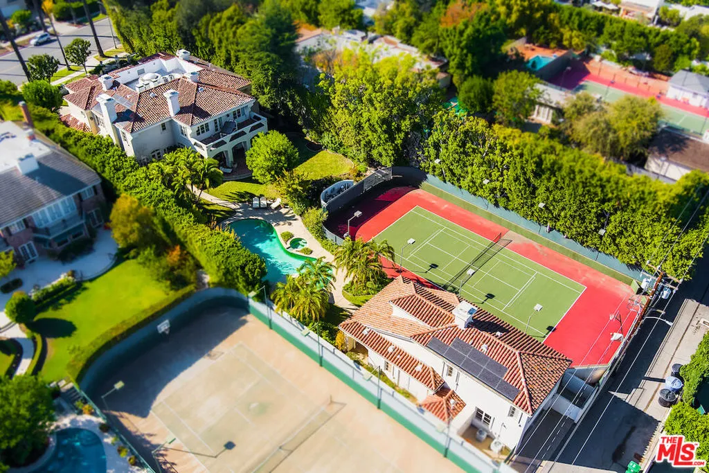 610 N Beverly Drive, Beverly Hills, California 90210 home-pic-38