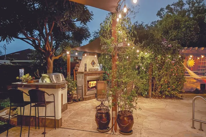 1996 Valley Rim Rd, El Cajon, California 92019