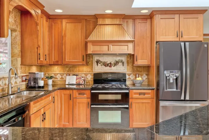 1996 Valley Rim Rd, El Cajon, California 92019