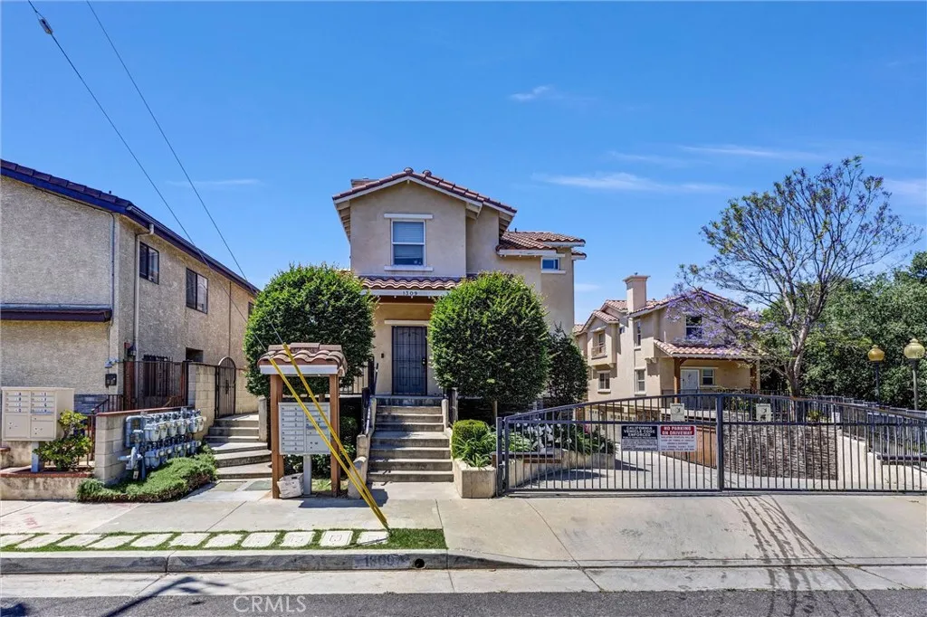 1309 Stevens Avenue C, San Gabriel, California 91776, 3 Bedrooms Bedrooms, ,3 BathroomsBathrooms,Residential,For Sale,Stevens,WS25104208