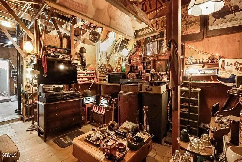 1080 N Eastman Avenue, Los Angeles, California 90063 home-pic-52