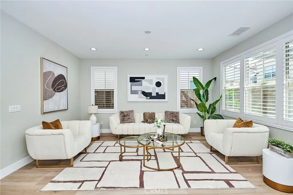 223 Gaspar, Irvine, California 92618 home-pic-8