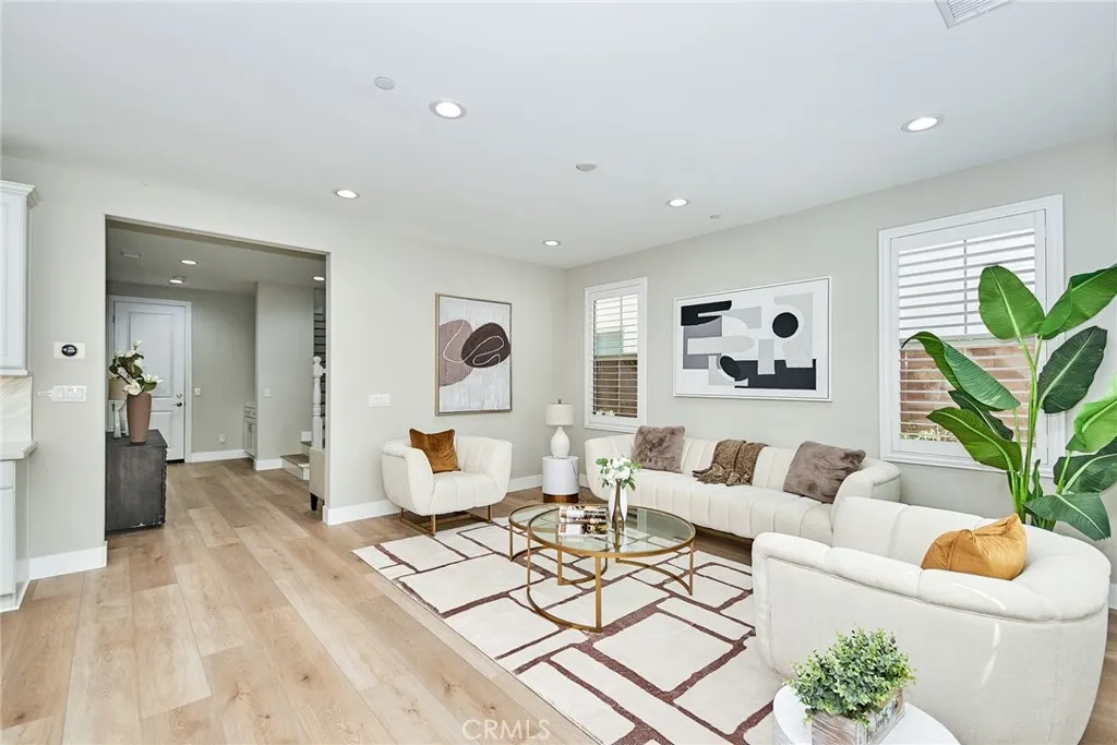 223 Gaspar, Irvine, California 92618 home-pic-7