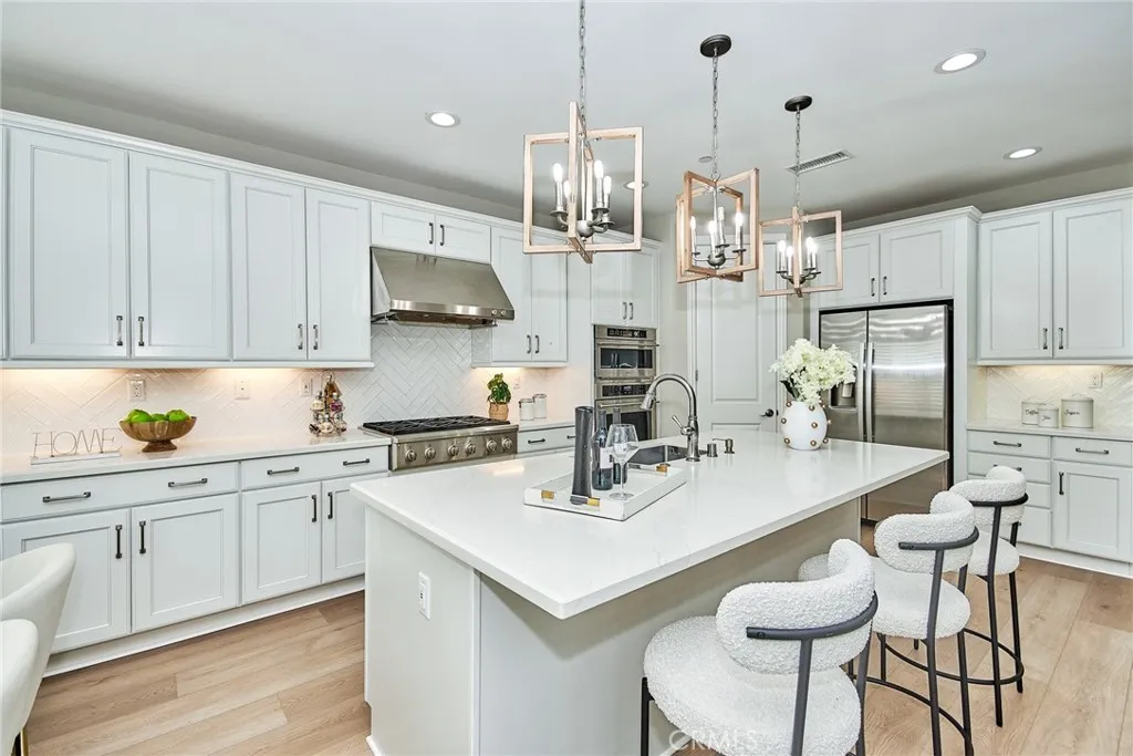 223 Gaspar, Irvine, California 92618 home-pic-9