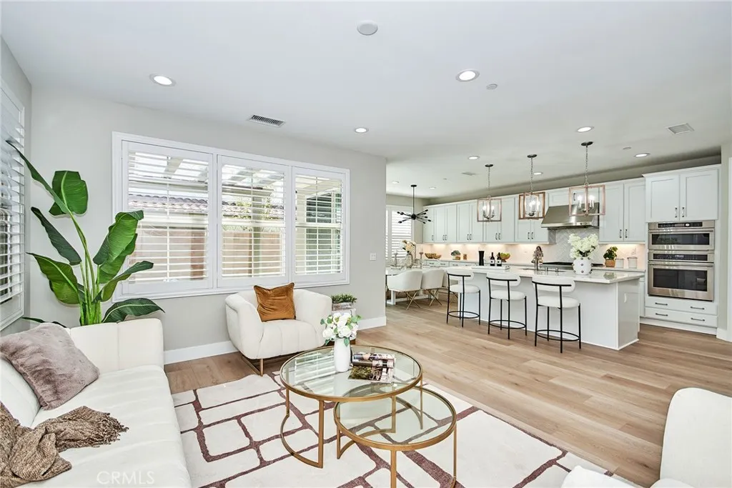223 Gaspar, Irvine, California 92618 home-pic-11
