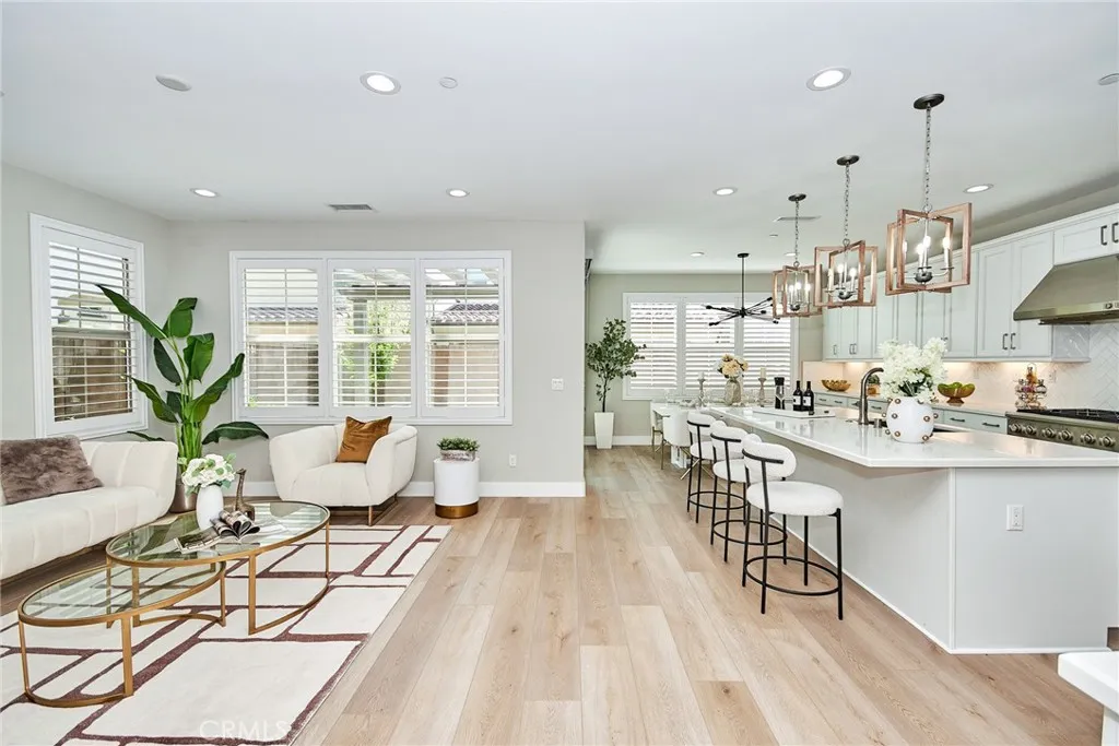 223 Gaspar, Irvine, California 92618 home-pic-16