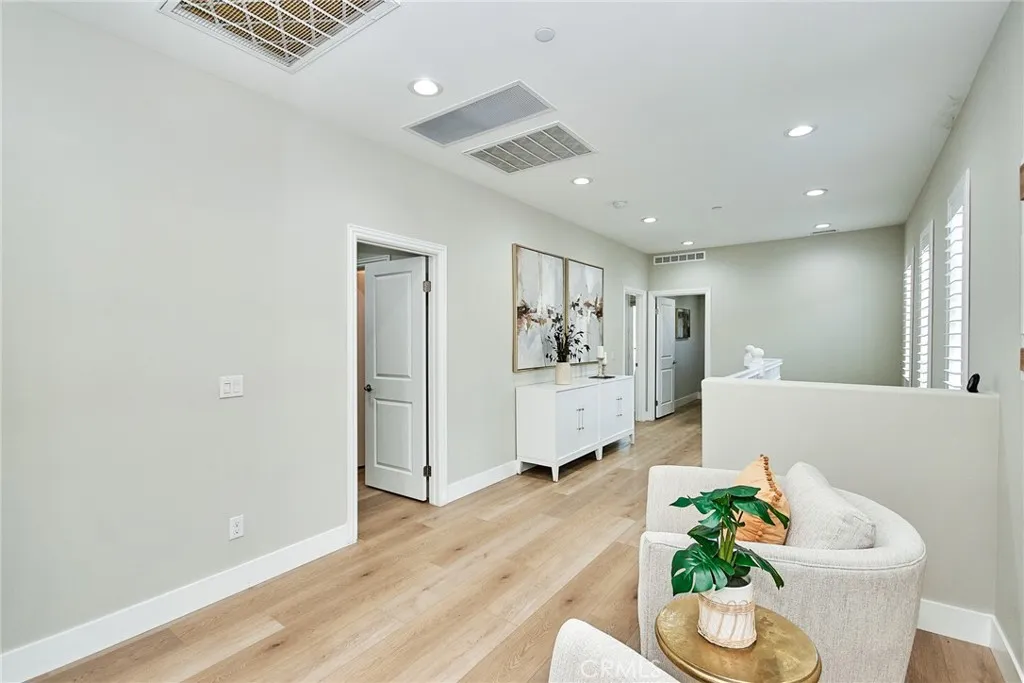 223 Gaspar, Irvine, California 92618 home-pic-40