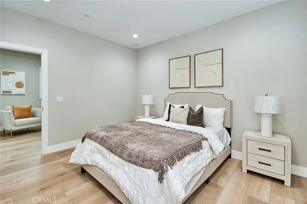 223 Gaspar, Irvine, California 92618 home-pic-29