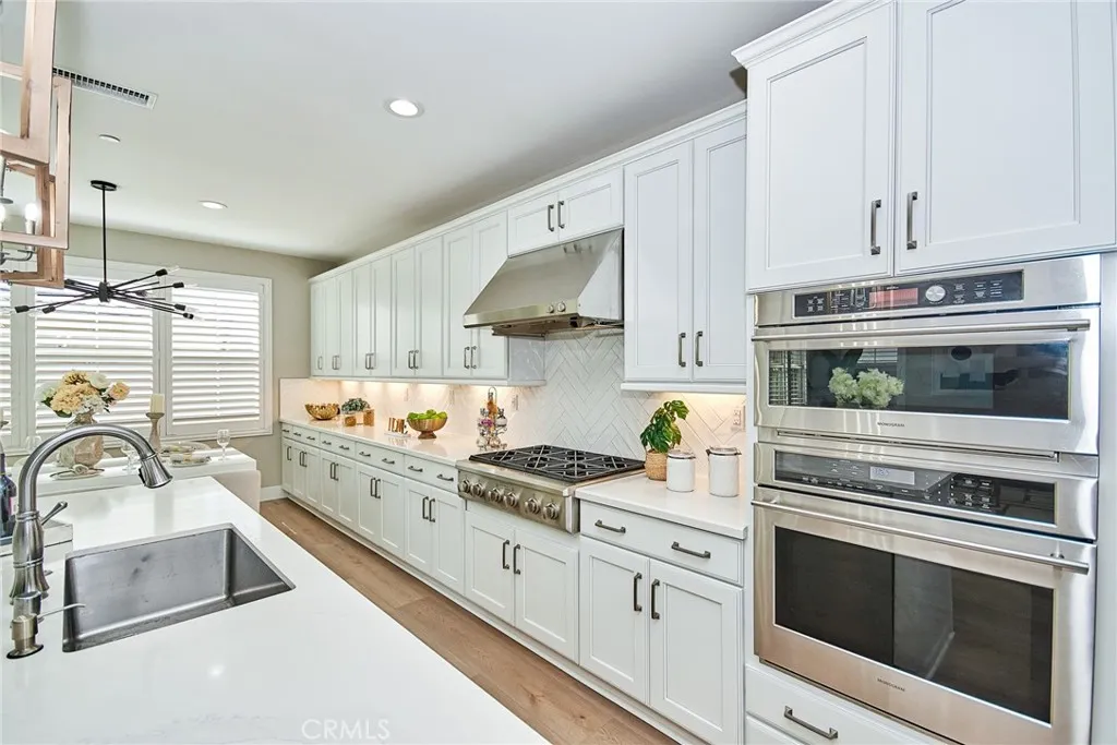 223 Gaspar, Irvine, California 92618 home-pic-12