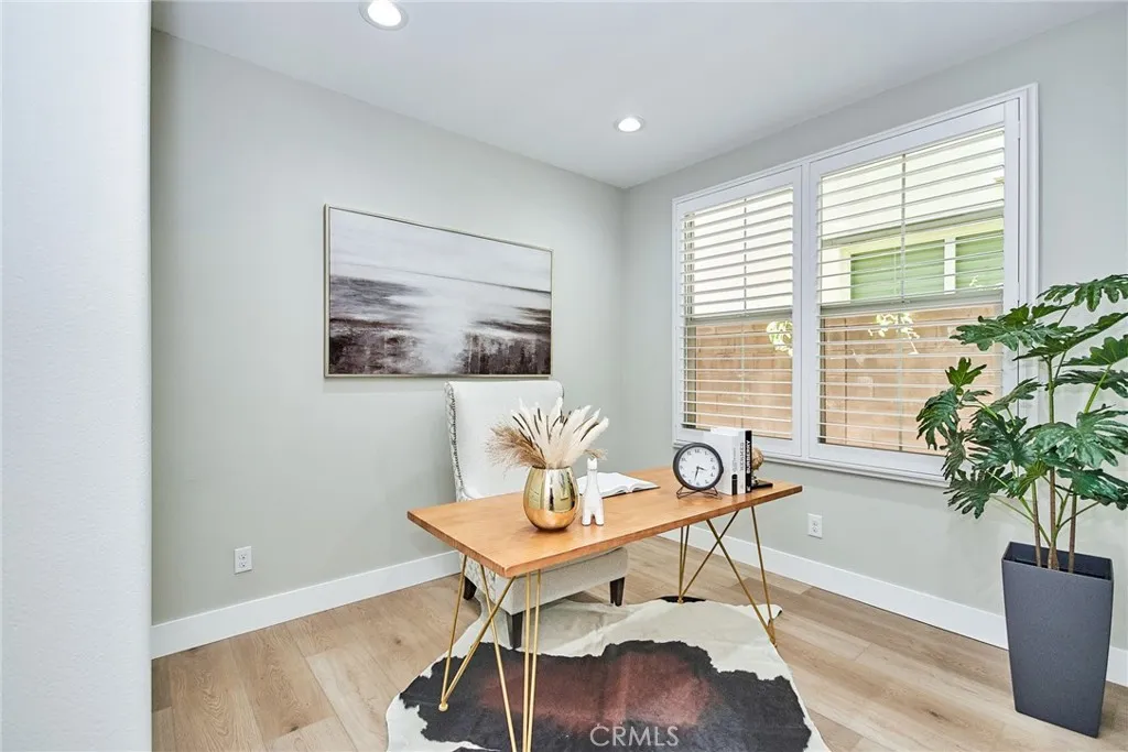 223 Gaspar, Irvine, California 92618 home-pic-17
