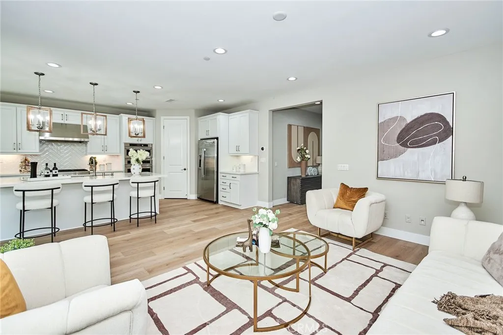 223 Gaspar, Irvine, California 92618 home-pic-15